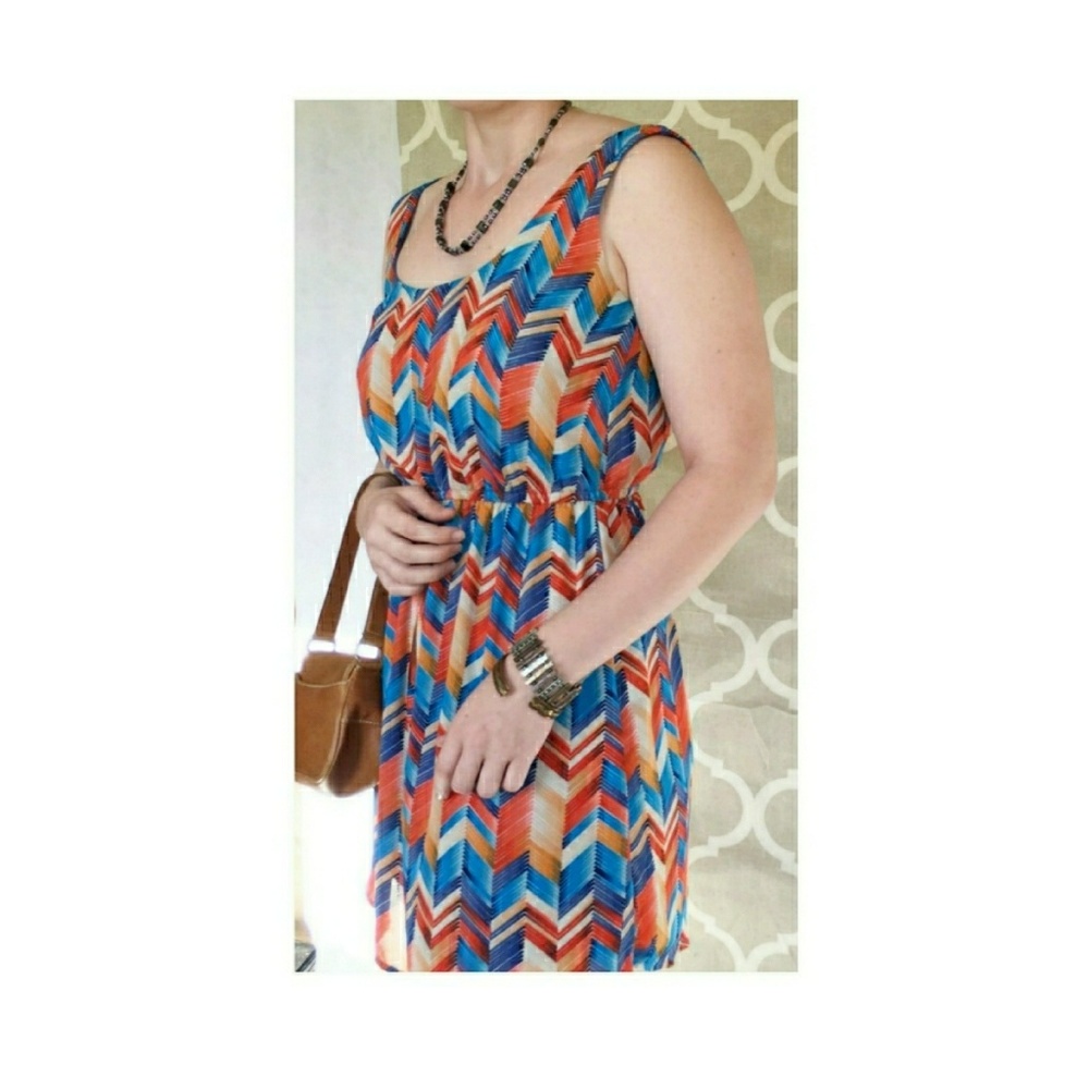 Cute & colorfull Rue 21 Chevron mini dress